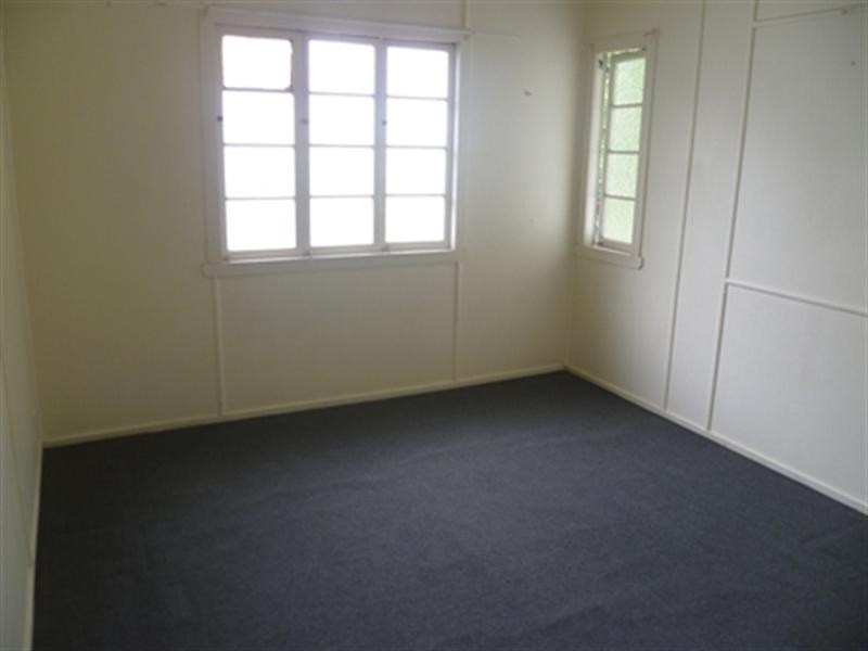 2/3 Ella Street, Redcliffe QLD 4020