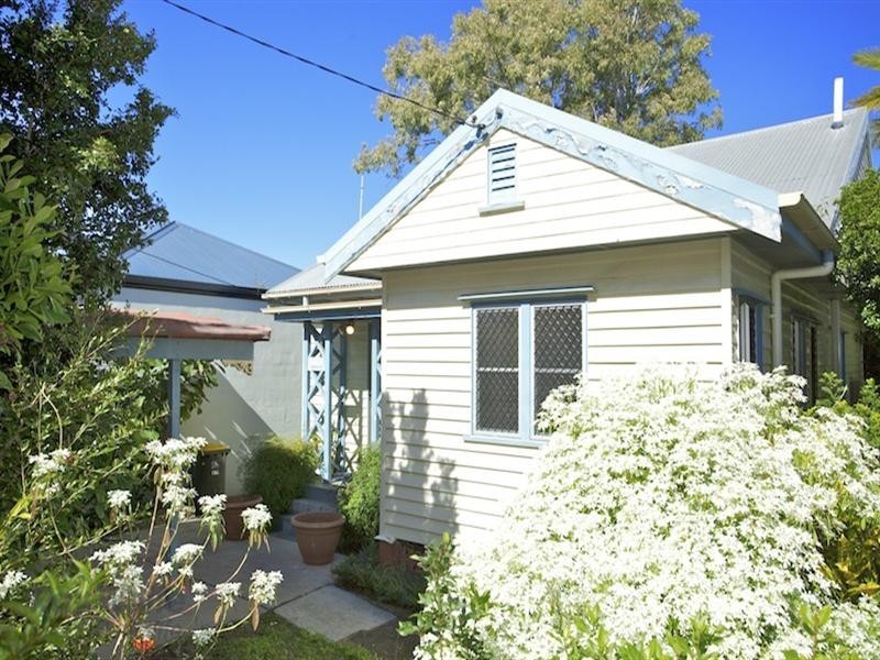 1 Short Street, Woody Point QLD 4019