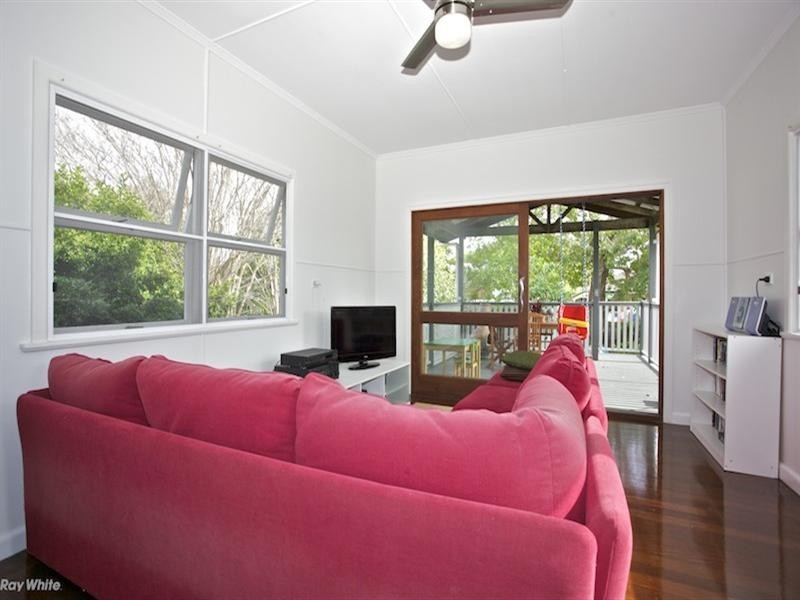 75 Thomas Street, Clontarf QLD 4019