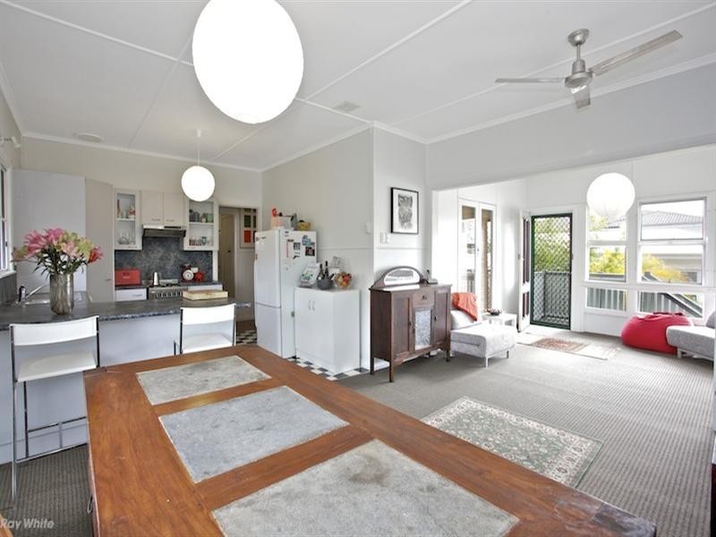75 Thomas Street, Clontarf QLD 4019