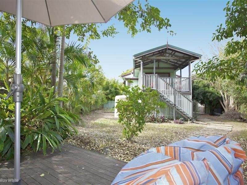 75 Thomas Street, Clontarf QLD 4019