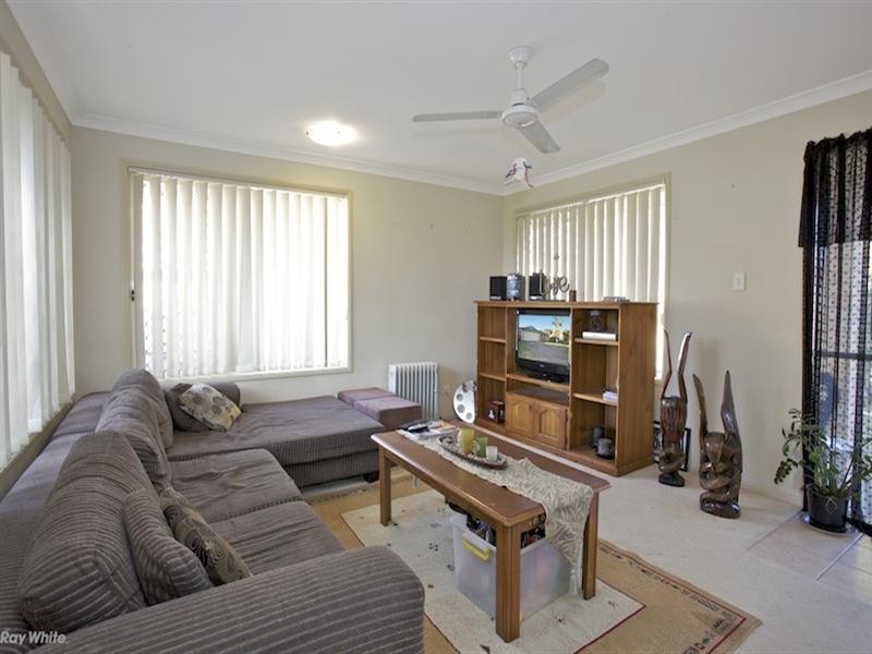 4 Mitchell Court, Rothwell QLD 4022