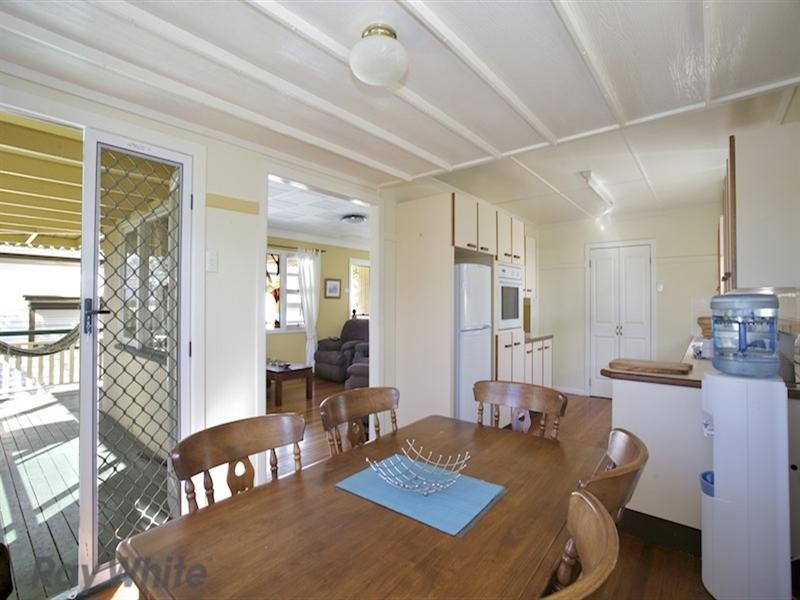 11A Bailey Street, Woody Point QLD 4019