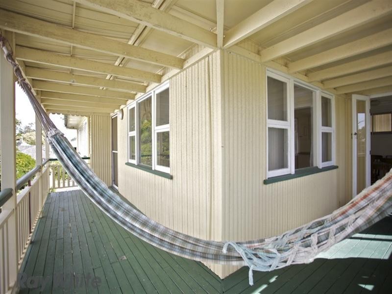 11A Bailey Street, Woody Point QLD 4019