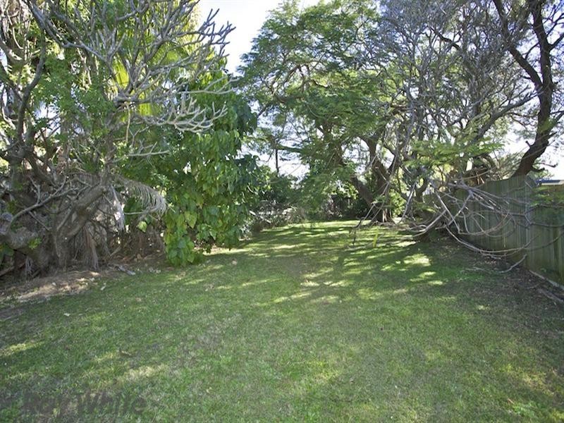 125 Mein Street, Scarborough QLD 4020