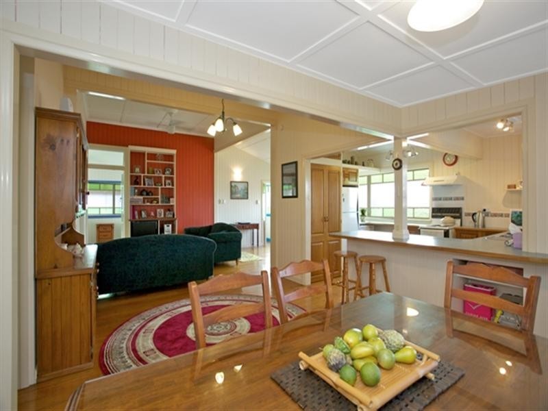 1 Louis Street, Redcliffe QLD 4020