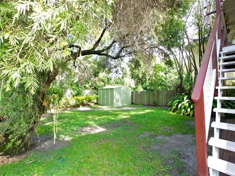 1 Louis Street, Redcliffe QLD 4020