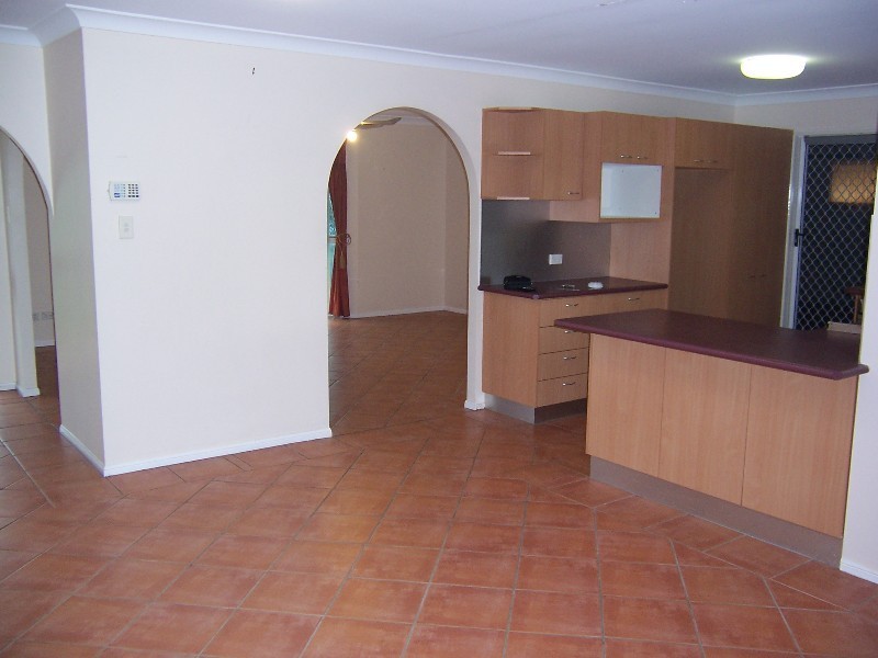 136 Morris Road, Rothwell QLD 4022