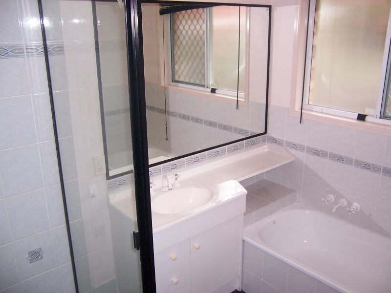 136 Morris Road, Rothwell QLD 4022