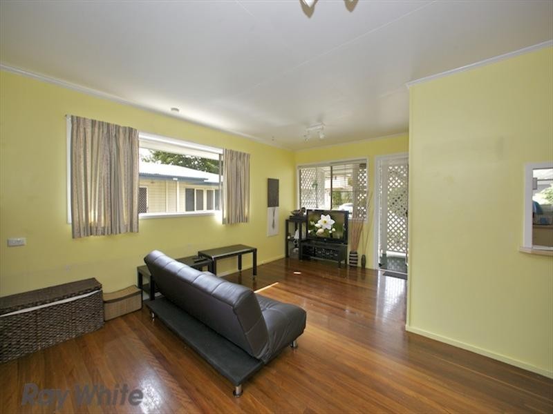 82 Centaur Street, Kippa-ring QLD 4021