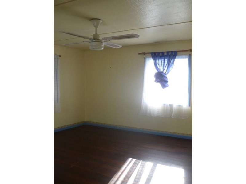 36 McCulloch Avenue, Margate QLD 4019