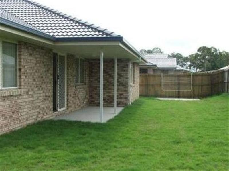 8 Hoddle Court, Rothwell QLD 4022