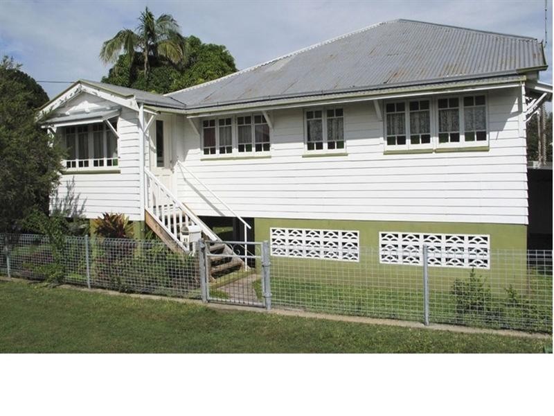 49 McCulloch Avenue, Margate QLD 4019