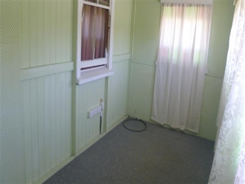 49 McCulloch Avenue, Margate QLD 4019