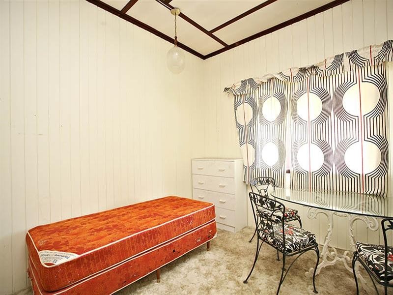 32 Rogers Road, Clontarf QLD 4019