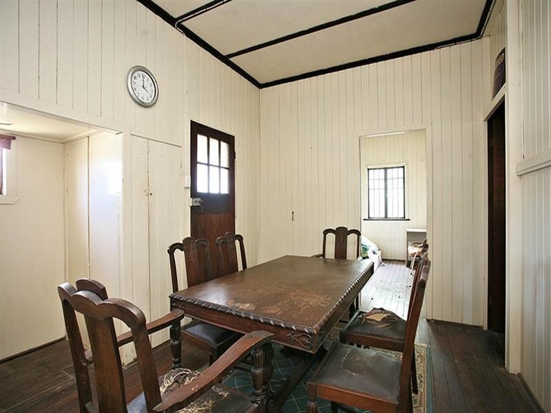 32 Rogers Road, Clontarf QLD 4019