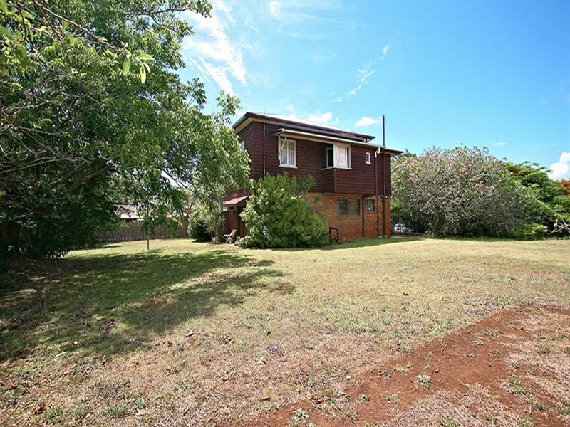 32 Rogers Road, Clontarf QLD 4019