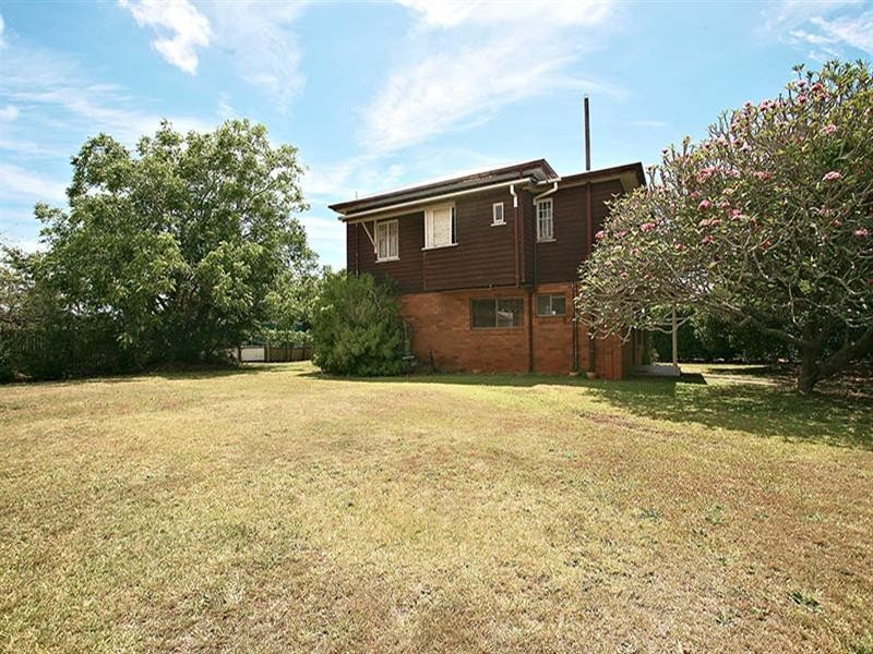 32 Rogers Road, Clontarf QLD 4019