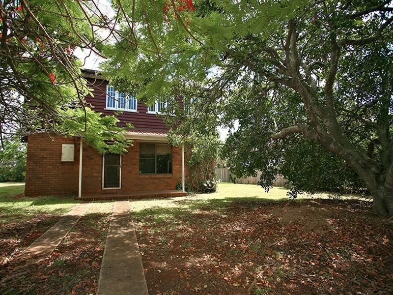 32 Rogers Road, Clontarf QLD 4019