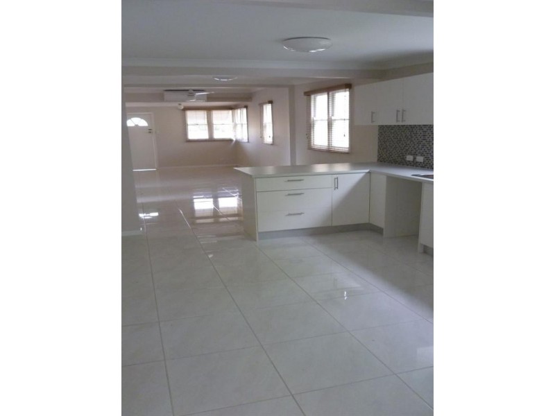 36 McAneny Street, Redcliffe QLD 4020