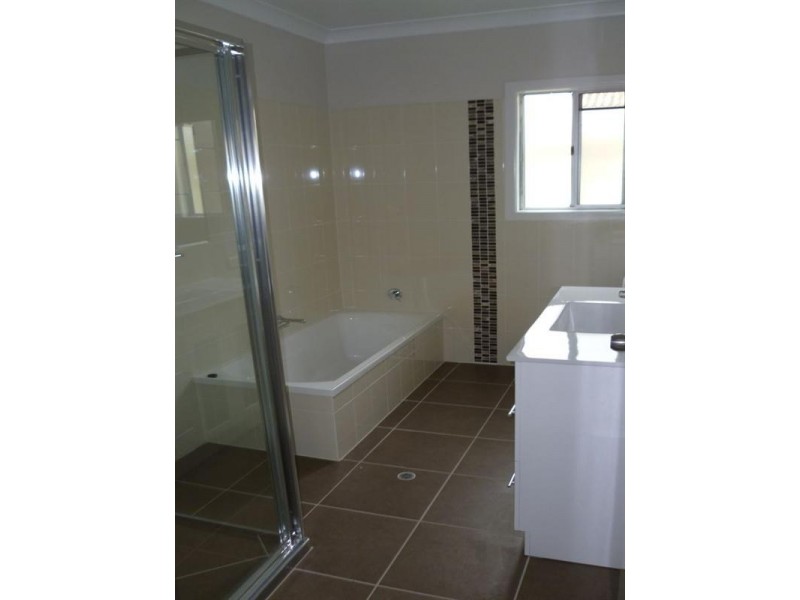 36 McAneny Street, Redcliffe QLD 4020