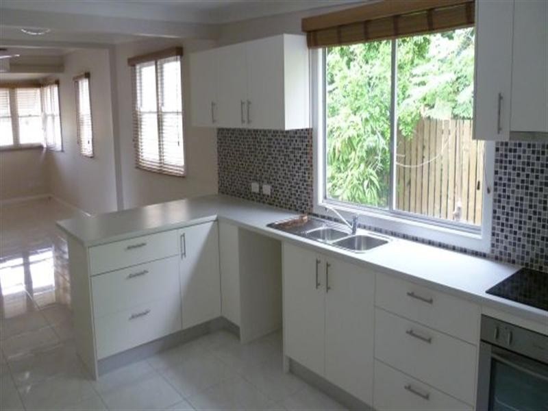 36 McAneny Street, Redcliffe QLD 4020