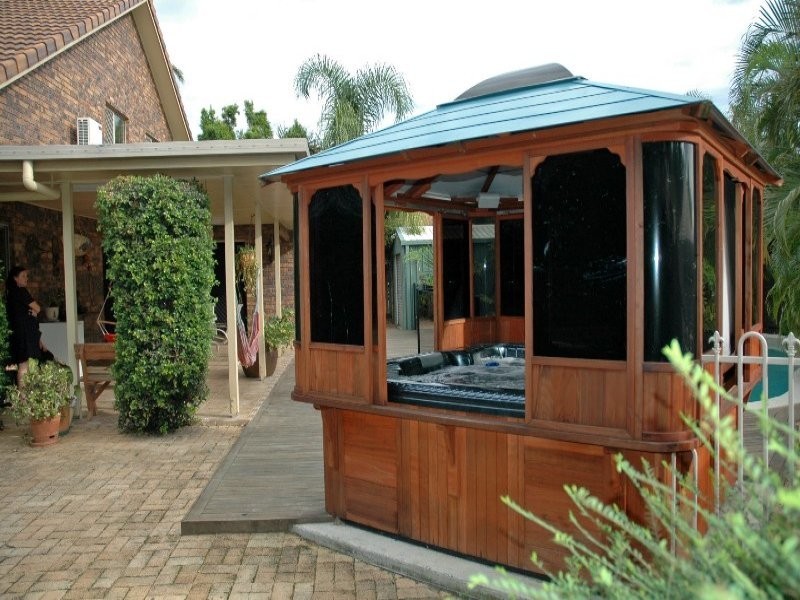 8 Grevillea Court, Rothwell QLD 4022