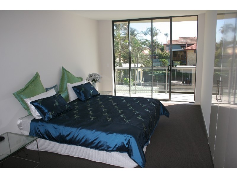 111 Flinders Parade, Scarborough QLD 4020