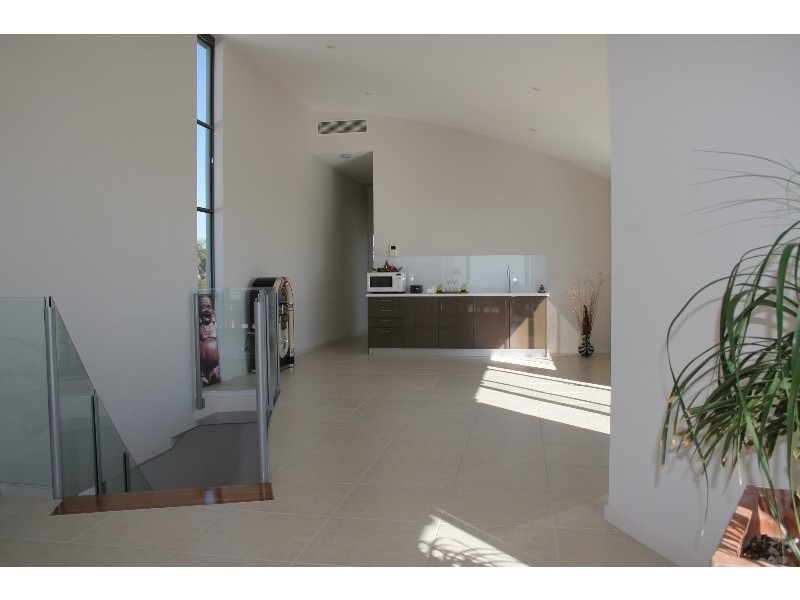 111 Flinders Parade, Scarborough QLD 4020