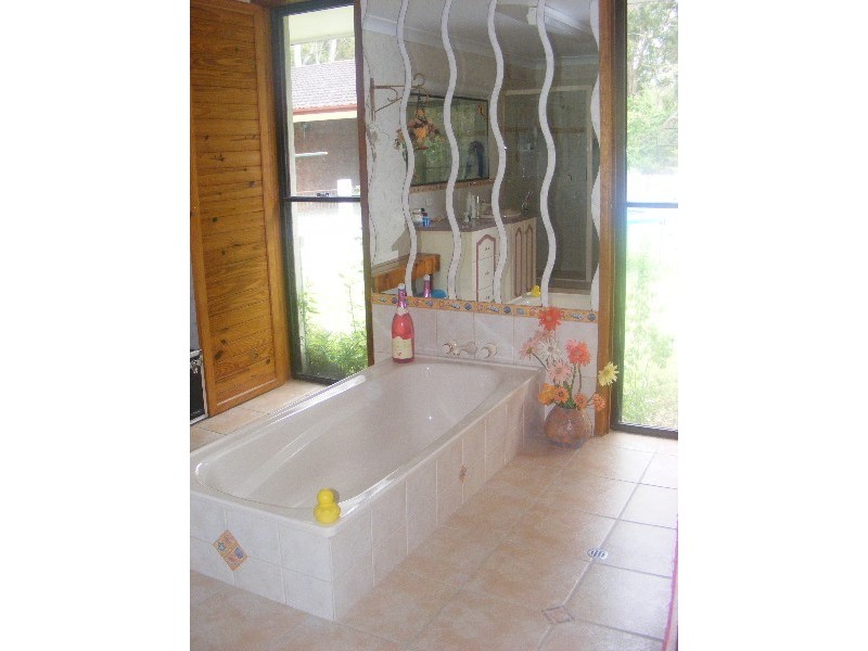 2 Barbados Boulevard, Deception Bay QLD 4508