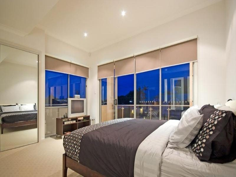 Paradise Point QLD 4216