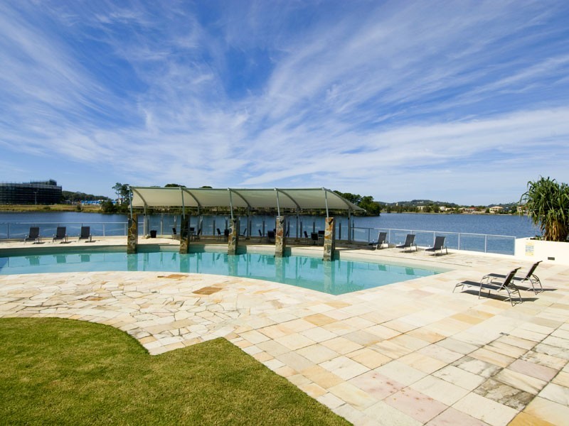 Varsity Lakes QLD 4227