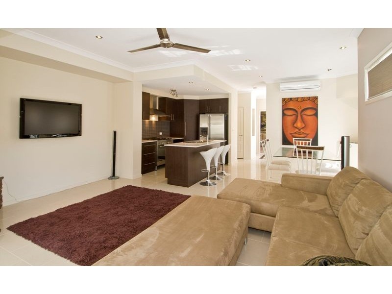 1/40 Tawarri Crescent, Burleigh Heads QLD 4220