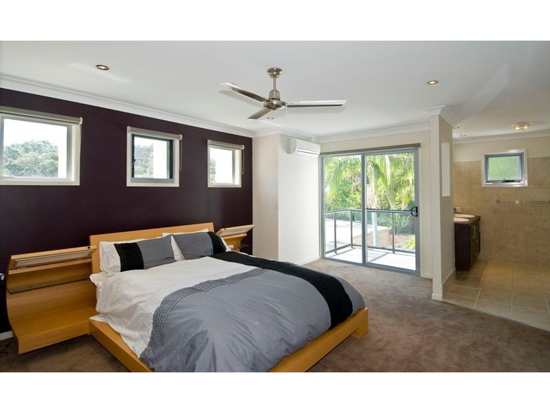 1/40 Tawarri Crescent, Burleigh Heads QLD 4220