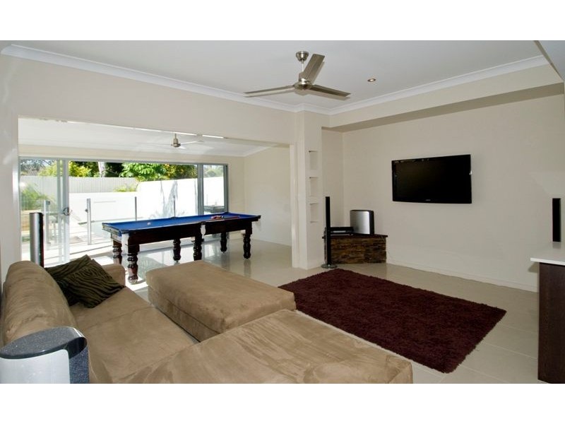 1/40 Tawarri Crescent, Burleigh Heads QLD 4220