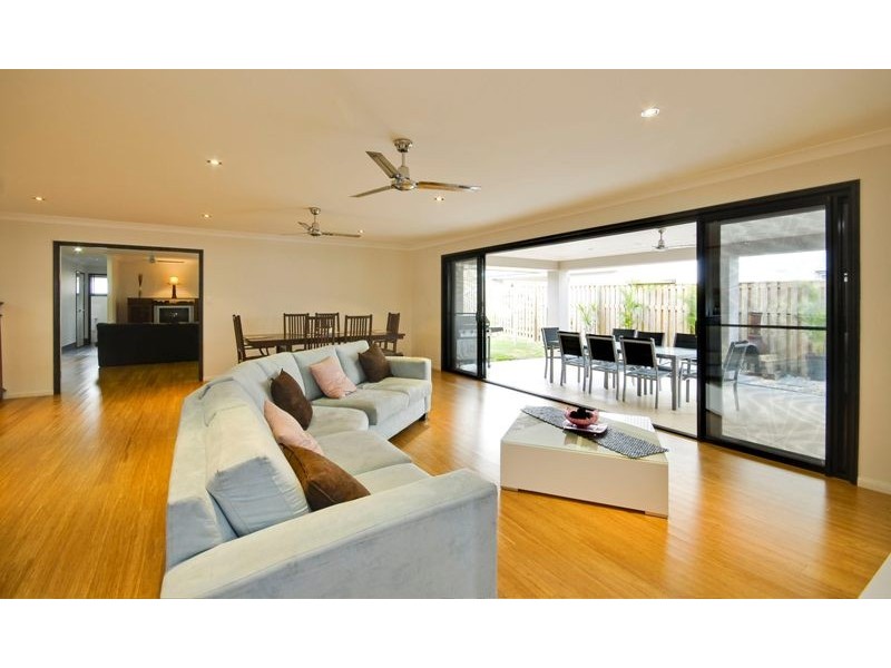 6 Barden Ridge Road, Reedy Creek QLD 4227