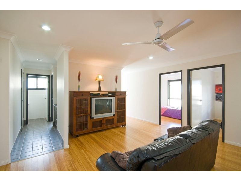 6 Barden Ridge Road, Reedy Creek QLD 4227