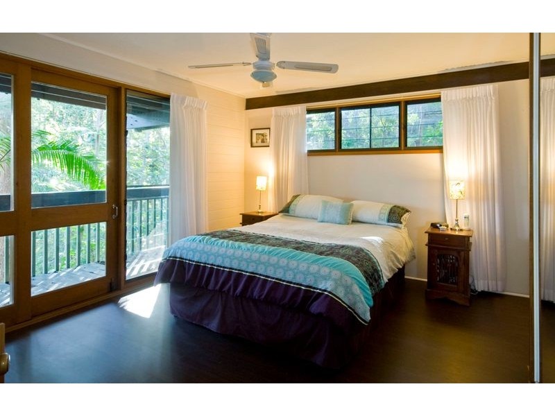 4 Skyline Terrace, Burleigh Heads QLD 4220