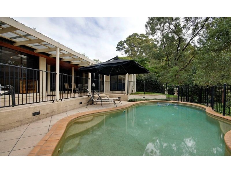 11 Skyline Terrace, Burleigh Heads QLD 4220