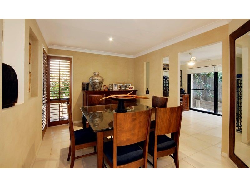 11 Skyline Terrace, Burleigh Heads QLD 4220