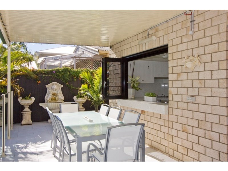 4 Lemana Lane, Burleigh Heads QLD 4220