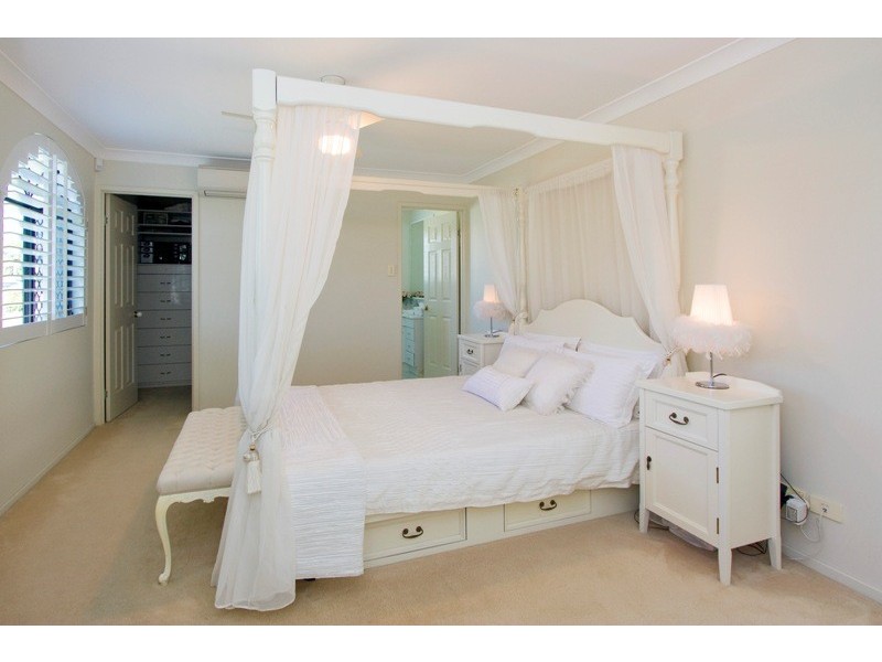 4 Lemana Lane, Burleigh Heads QLD 4220