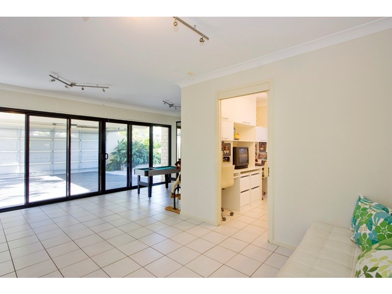 4 Lemana Lane, Burleigh Heads QLD 4220