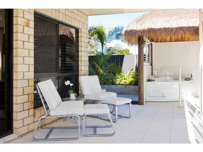 4 Lemana Lane, Burleigh Heads QLD 4220