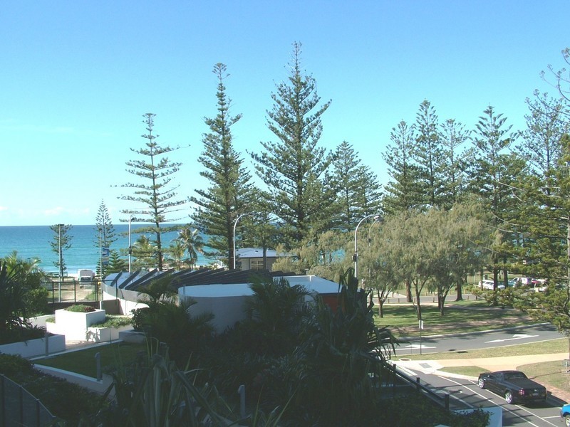 1021/6 The Esplanade, Burleigh Heads QLD 4220