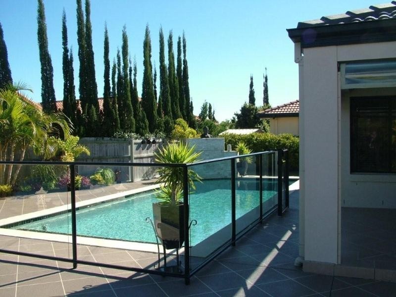 3 St Helens Court, Burleigh Waters QLD 4220