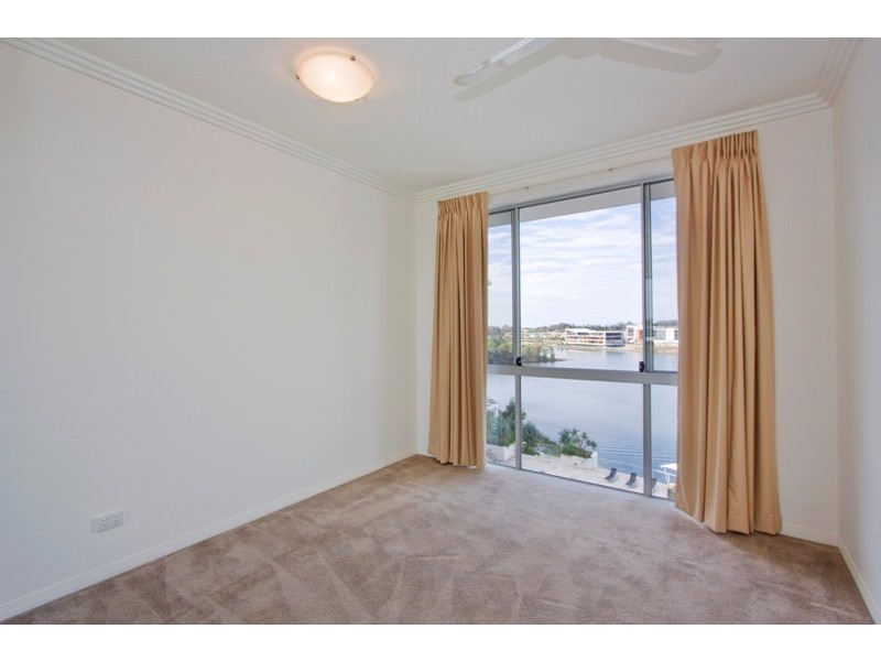 Varsity Lakes QLD 4227