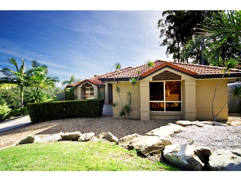 21 Forest Drive, Elanora QLD 4221