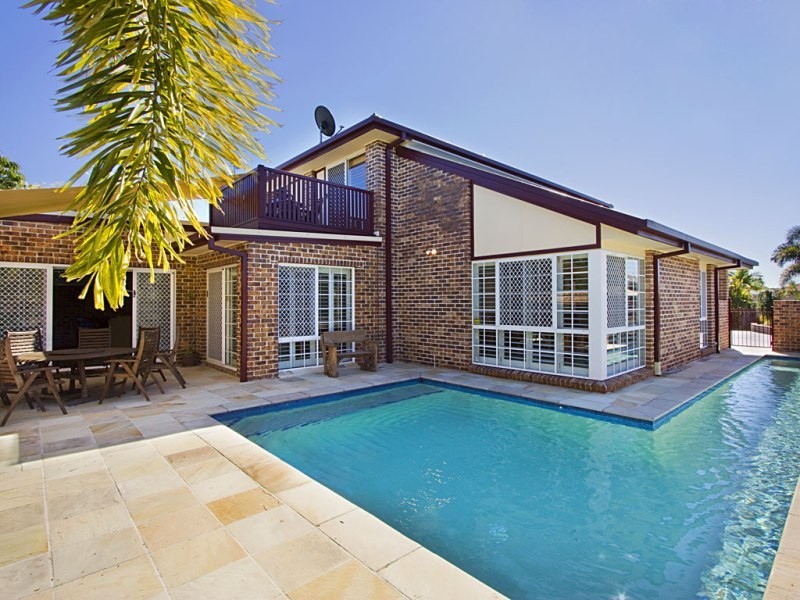 42 Wedgebill Parade, Burleigh Waters QLD 4220