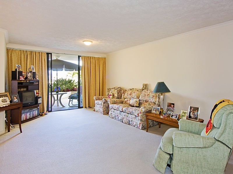 19/4 Park Avenue, Burleigh Heads QLD 4220